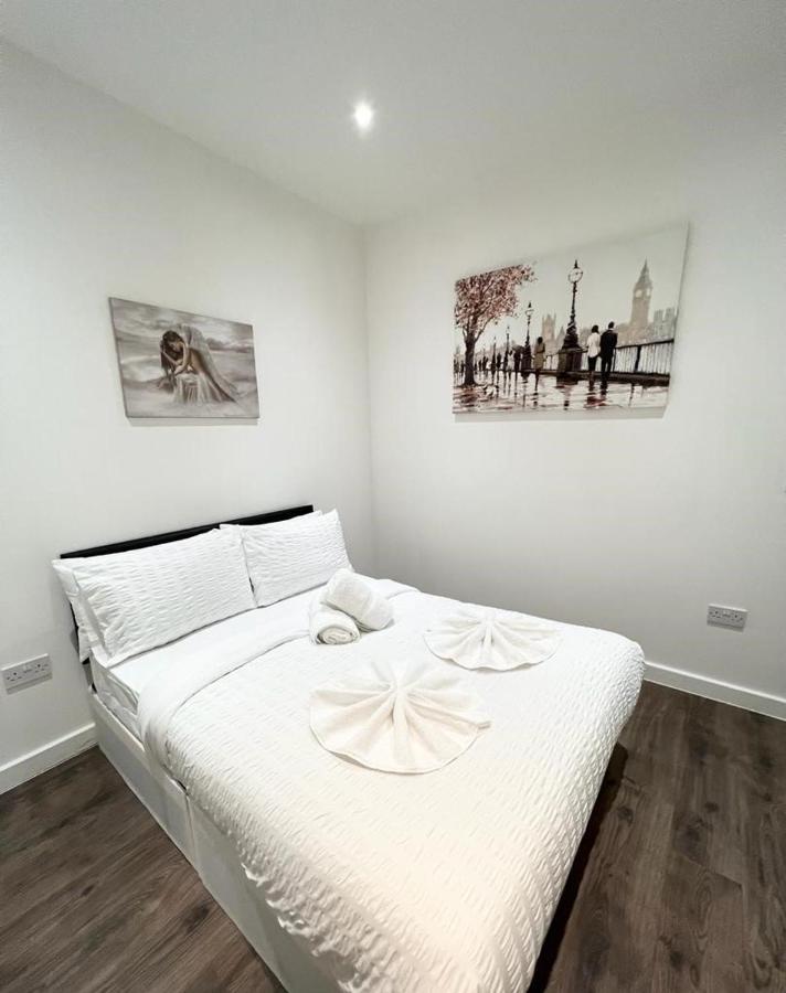 Immaculate Flat In West Croydon Apartamento Exterior foto
